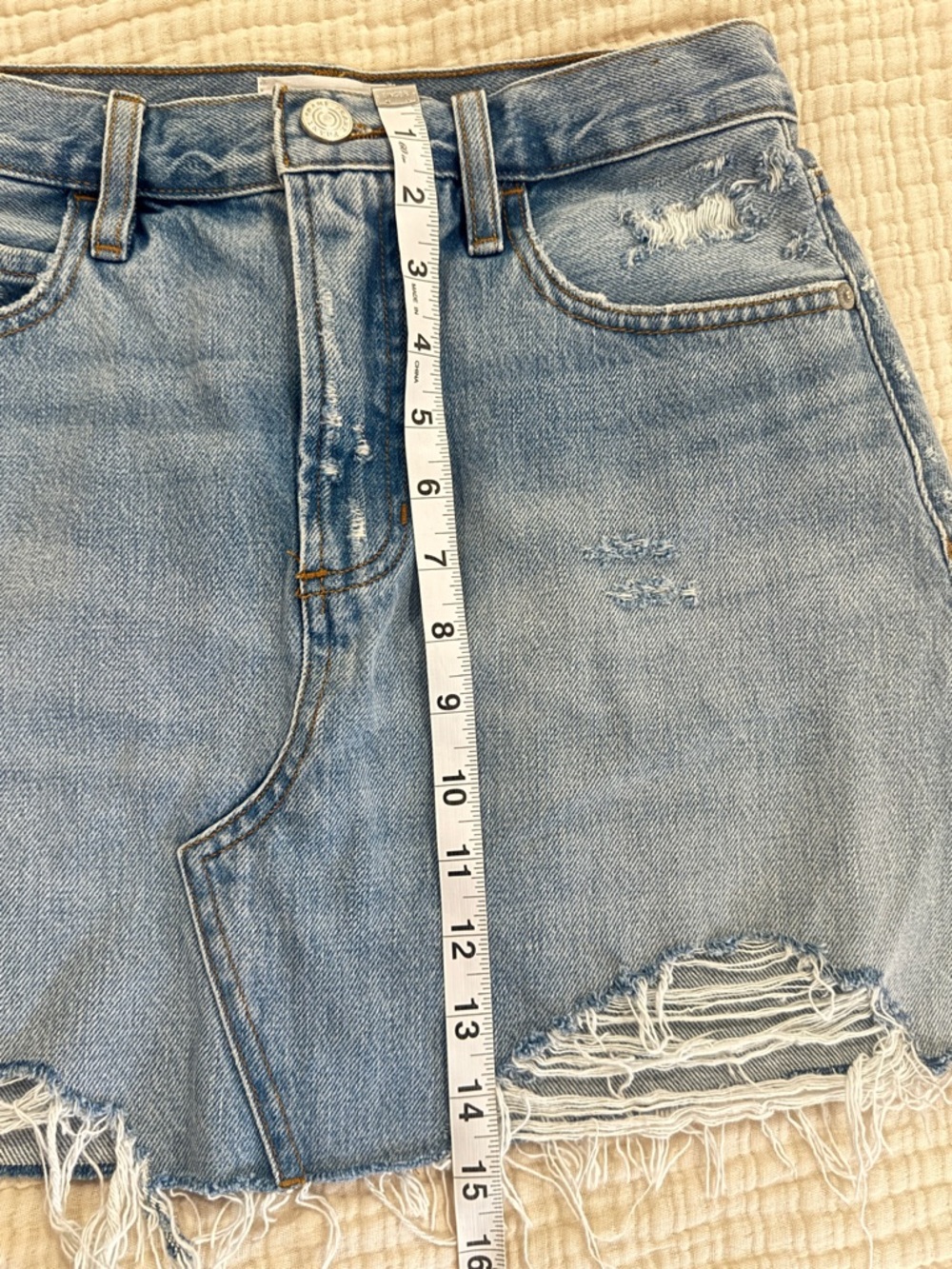 Frame Le High 'N' Tight Distressed Denim Mini Skirt Legacy Baines Size 26 - Picture 8 of 9